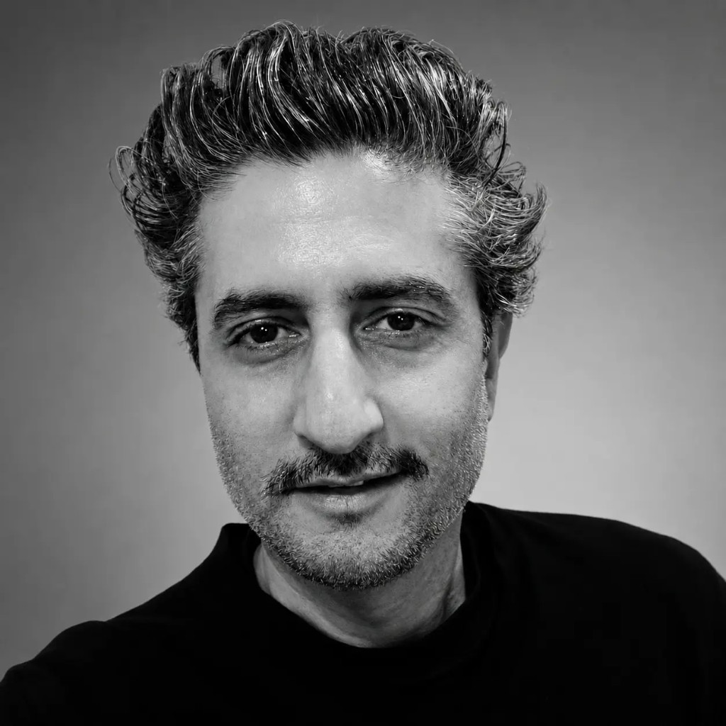 Hira, Grido co-founder